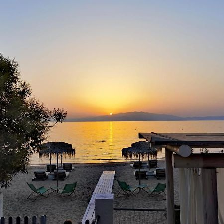 Byblos Mare-The Exclusive Beach Front Villa Skala Sotiros Exterior foto